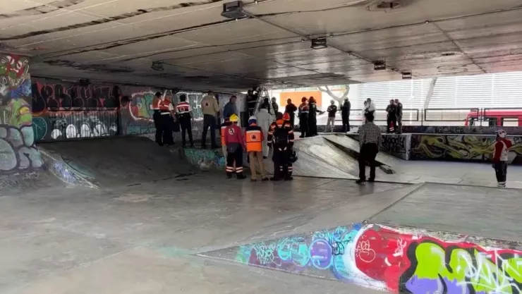 rescatan-cadaver-techo-bajo-puente-circuito-interior-miguel-hidalgo