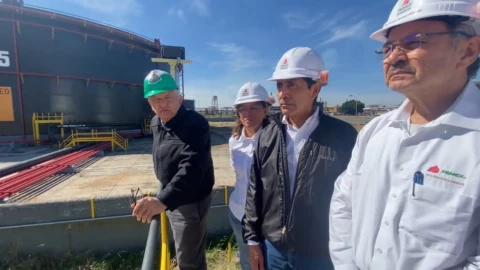 AMLO-salamanca-refinería.jpg
