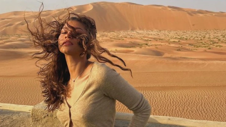 VIDEO - Zendaya impresiona con aparición en Coachella 2023