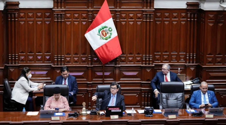 Perú pide a México no intervenir en caso Pedro Castillo