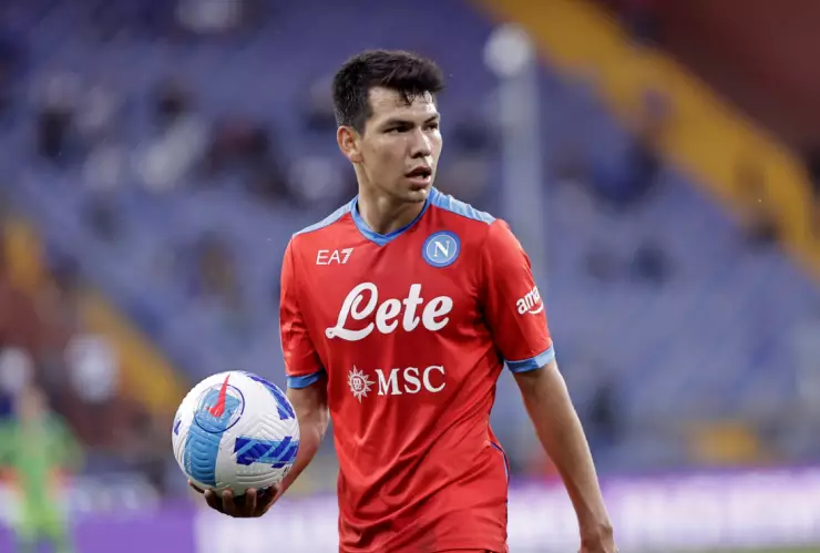 Hirving Chucky Lozano con el Napoli en la Serie A