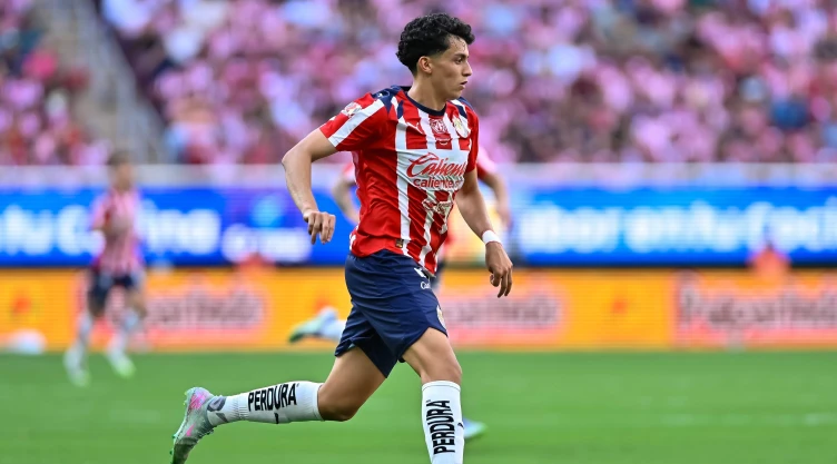 Richard Ledezma con Chivas
