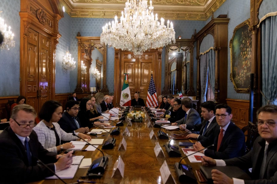 AMLO reunion EU 27 de diciembre.jpg