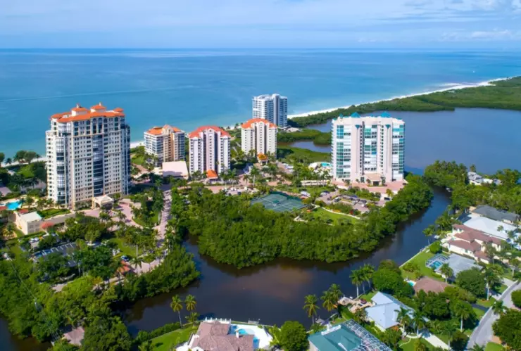 Vista aérea de Naples, en Florida, Estados Unidos.
