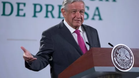 AMLO afirmó que hace cinco días conocí qué era el pacto patriarcal