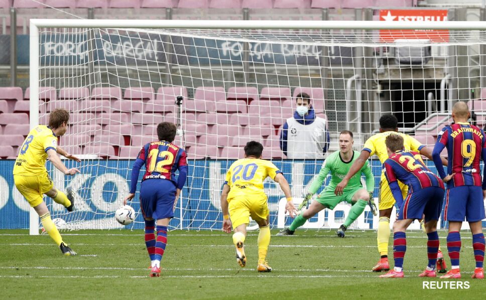Penal de Cádiz ante Barcelona
