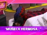 ¿Hubo reconciliación? Kevyn “Bicolor” y La Bebeshita vuelven a BESARSE en La Granja VIP