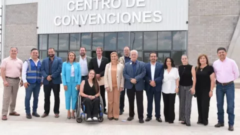 Maru Campos verifica construcción Centro de Convenciones en Ciudad Cuauhtemoc