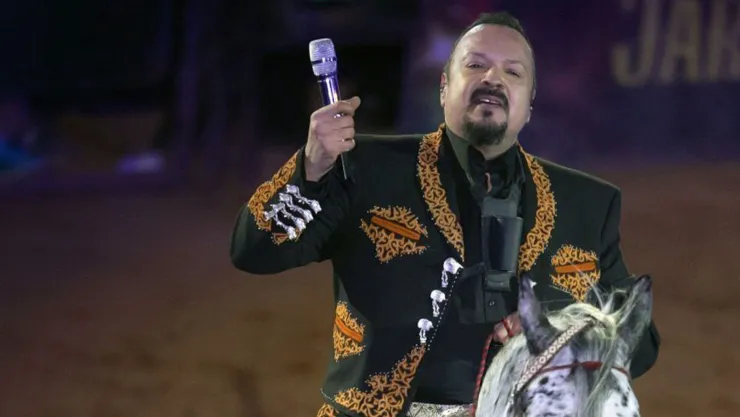 Pepe Aguilar nos dejó con la palabra en la boca, luego de perder una charreada frente a los Fernández