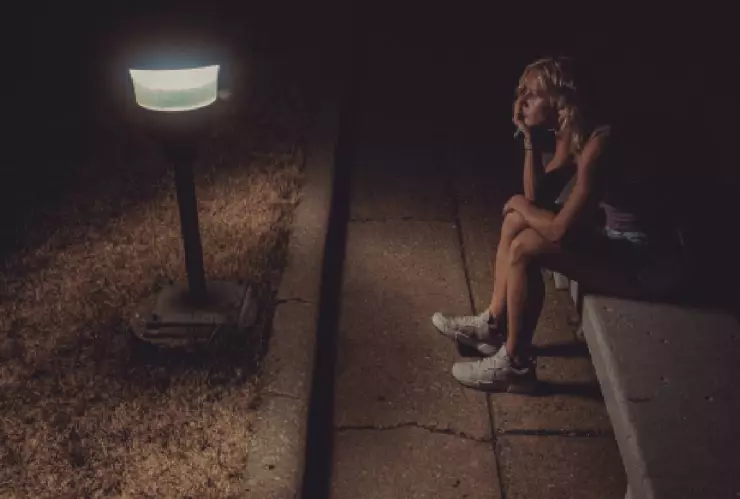 Mujer se practica aborto y su novio la mata