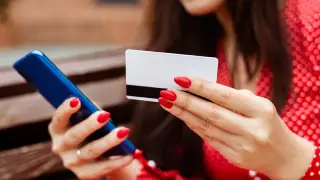 SAT_ Límite en tarjetas de débito para evitar problemas en 2025.jpg