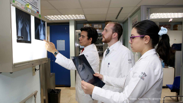 medicos internos prepago regreso.jpg