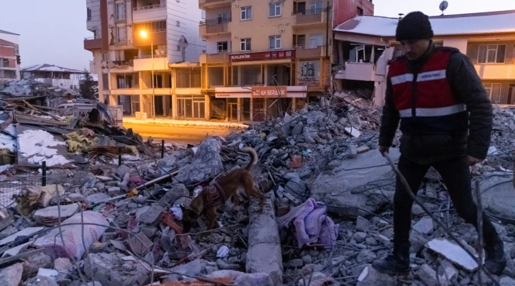 Rescates milagrosos en Turquia y Siria