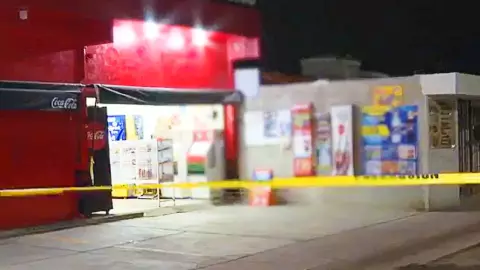 Atacan en León a un joven dentro de tienda de abarrotes en Lomas del Mirador