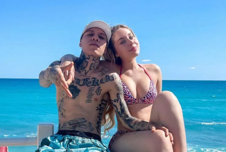 Maya Nazor, novia de Santa Fe Klan, publica primera FOTO embarazada.