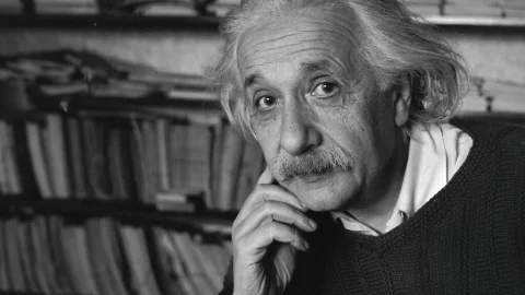 Einstein aand the bomb