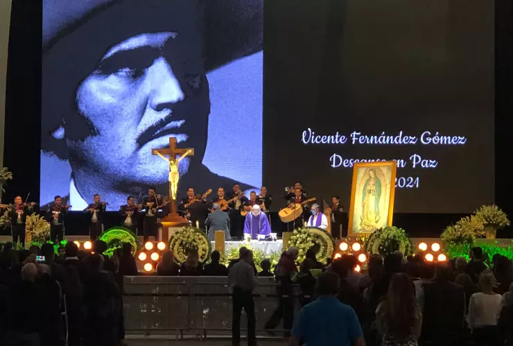 misa-vicente-fernández-adiós