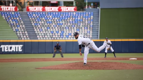 Galería: Sultanes vence a los Algodoneros 