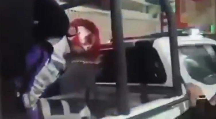 Suspenden a policías de Ecatepec por prestar patrulla en falso arresto de luchador