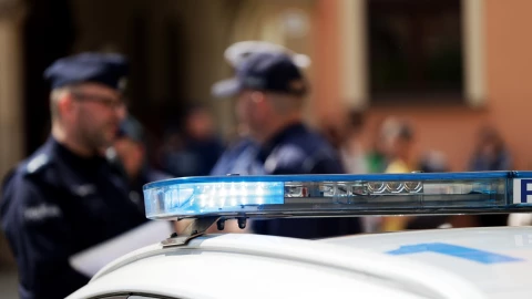 Policías en medio de un operativo.