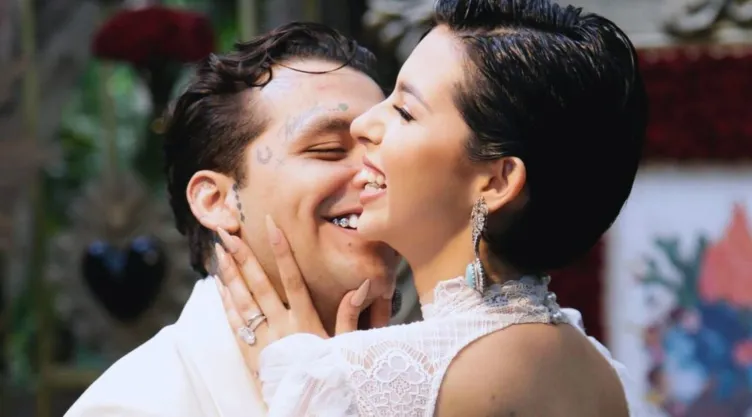 El increíble significado de la fecha de boda de Christian Nodal y Ángela Aguilar: 24.7.24.jpg