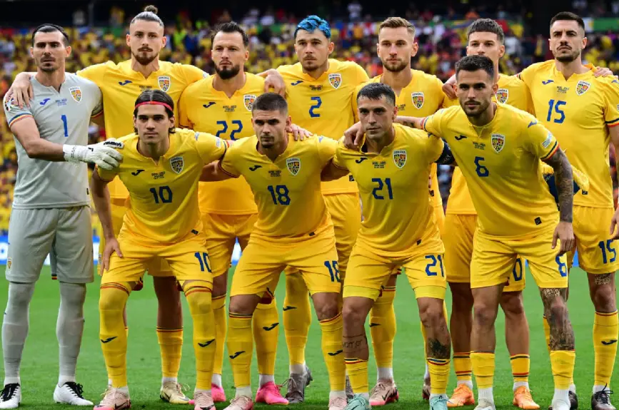 Alineación de Rumania vs Países Bajos.jpg
