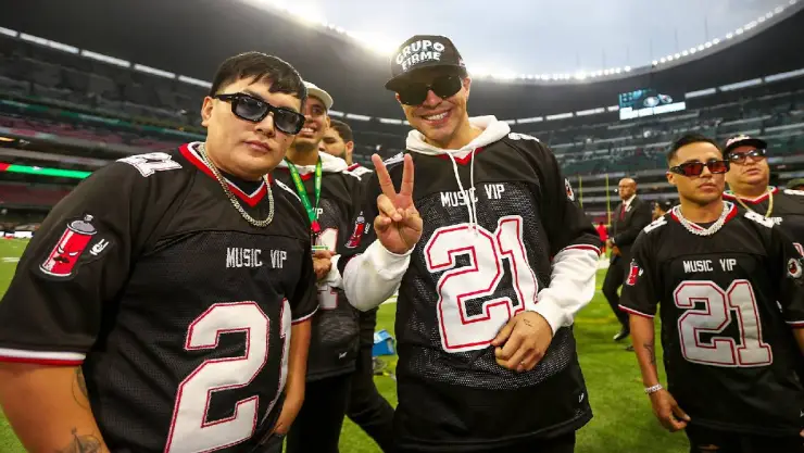 firme abucheos estadio azteca
