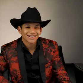 Brandon Valenzuela La Academia.