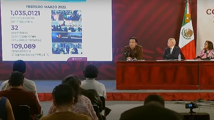 Marx_Arriaga_presenta_error_cifra_conferencia_libros_texto_SEP