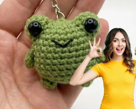 Cómo hacer ranitas a crochet para decorar tu mochila: los llaveros más fáciles y divertidos