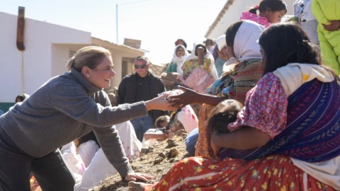 Gobierno de Chihuahua apoya a familias de Batopilas con 20 toneladas de alimentos