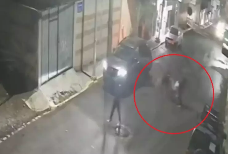 Mujer es subida a la fuerza a una camioneta en la colonia Granjas de San Isidro, Puebla