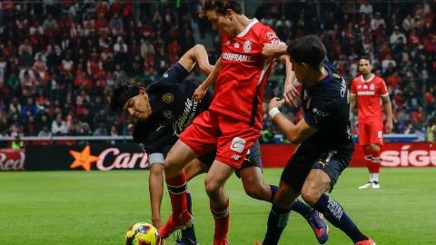 Toluca supera a Chivas 2-1 con autogol en la Jornada 7 del Clausura 2025.jpg