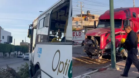 Tráiler choca contra camión
