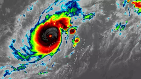 Huracán Milton es uno de los más INTENSOS en la historia del Atlántico