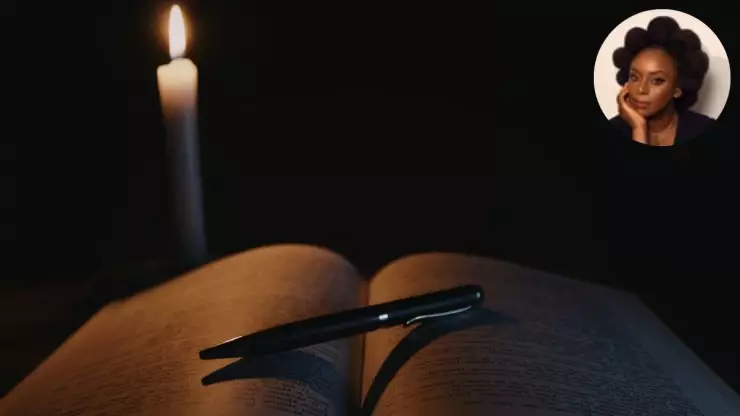 Famosa escritora feminista hundida en dolor por la muerte de uno de sus hijos.jpg