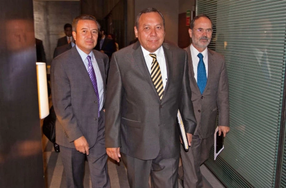 La presentación de la Iniciativa en Materia de Reforma Financiera seguirá en espera