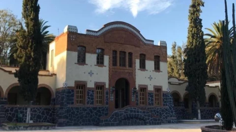 El Mexe hoy se parece más a un elefante blanco que funciona a medias.