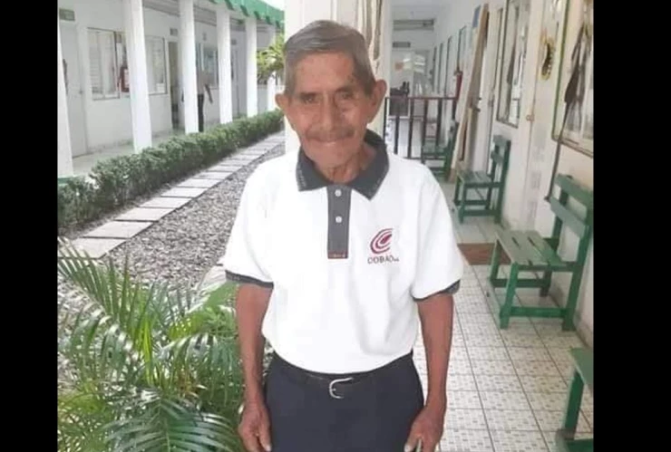 a-los-80-anos-termina-la prepa.jpg