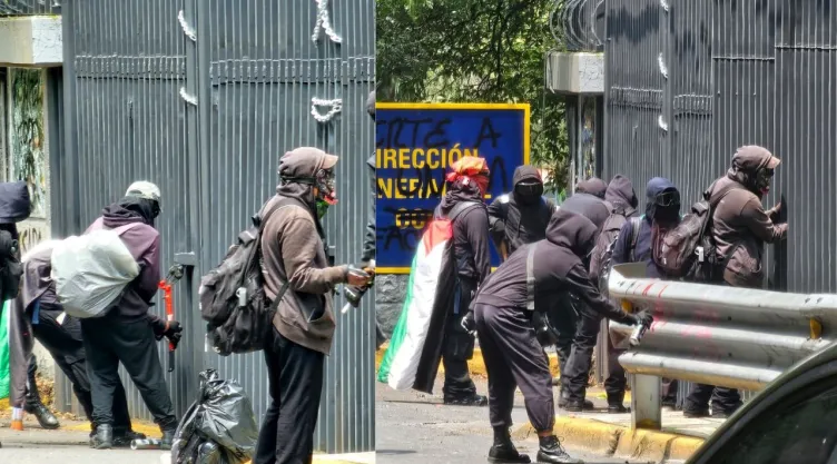 Protesta en la UNAM: encapuchados vandalizan casetas y Dirección General del CCH