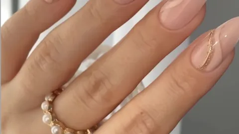4 diseños de uñas acrílicas: se ven hermosas en mayo de 2026 y son ideales para estilizar las manos