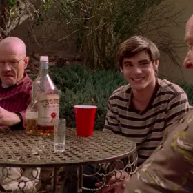 RJ Mitte ¿Qué actores de Breaking Bad compartieron mensajes antes la noticia de la muerte del actor.jpg