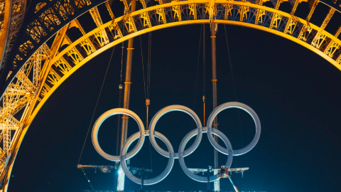 Aros Juegos Olímpicos en Torre Eiffel 2024