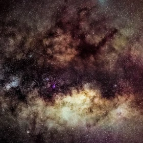 NASA-revela-galaxia-sonriente-en-el-espacio_-¿Qué-significa-la-aterradora-imagen-del-telescopio-Hubb.webp