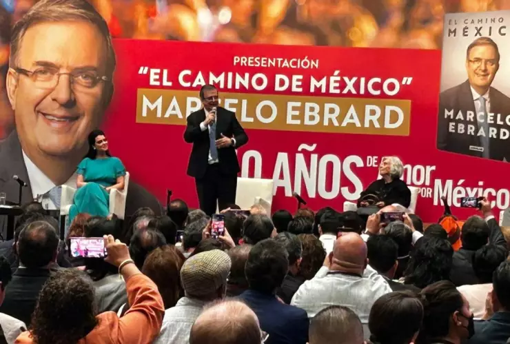 marcelo ebrard libro 2024