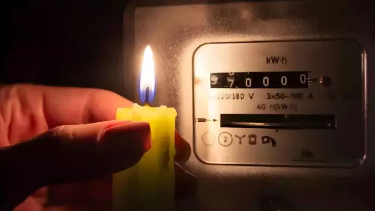 Anuncian apagón masivo de más de 8 horas en México este 8 de enero 2026