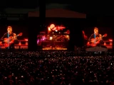 Alejandro Sanz regresa a México con espectacular concierto