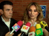 Jorge Salinas y Elizabeth Álvarez