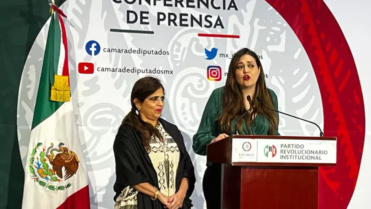 Cynthia López Castro.jpg