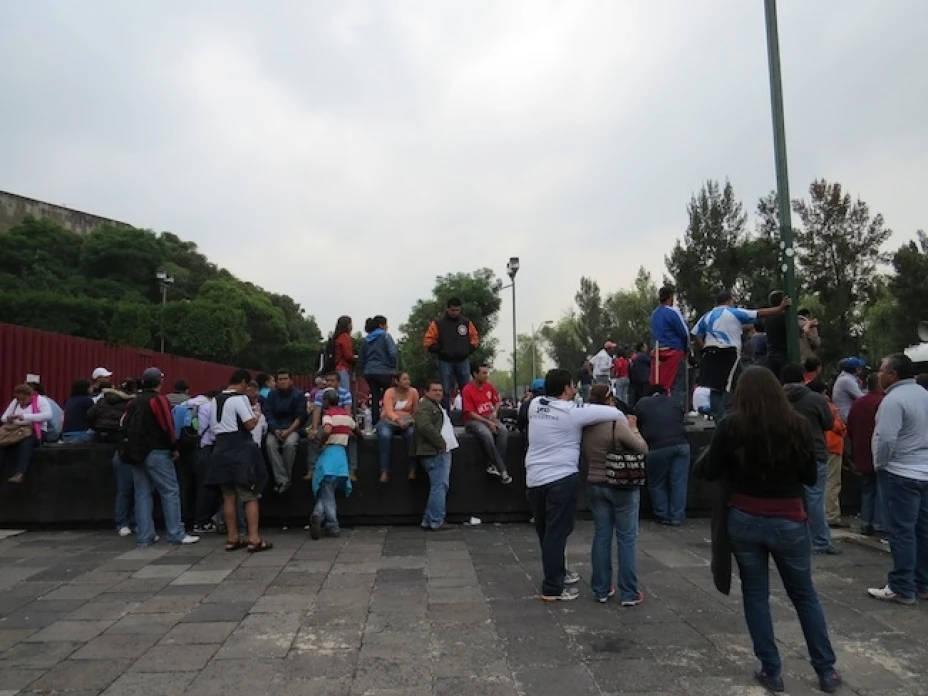 Los integrantes de la CNTE mantienen su bloqueo en el Palacio Legislativo de San Lázaro
